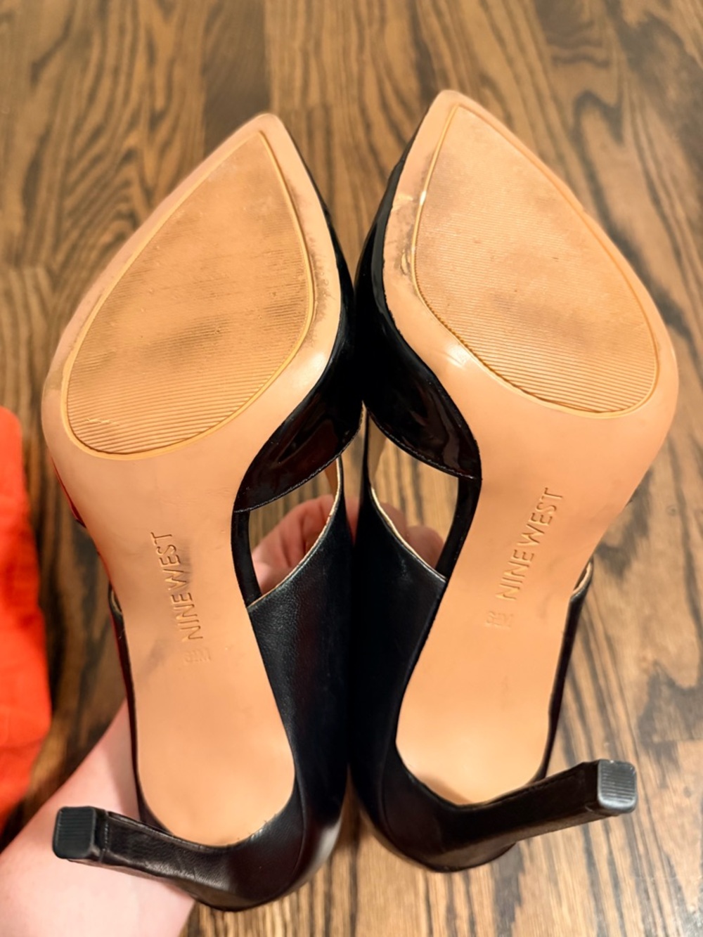 Nine West Women's Black Pointed Toe Cutout Pumps 6.5 - Picture 5 of 5